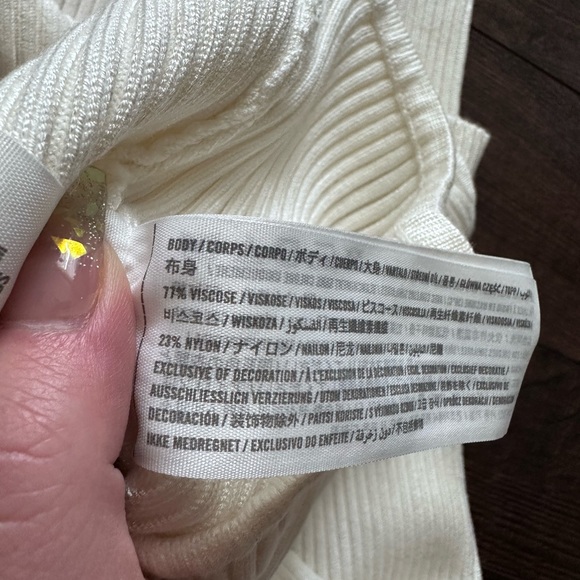 NWOT Cream A&F Ribbed Bodysuit - Picture 7 of 8